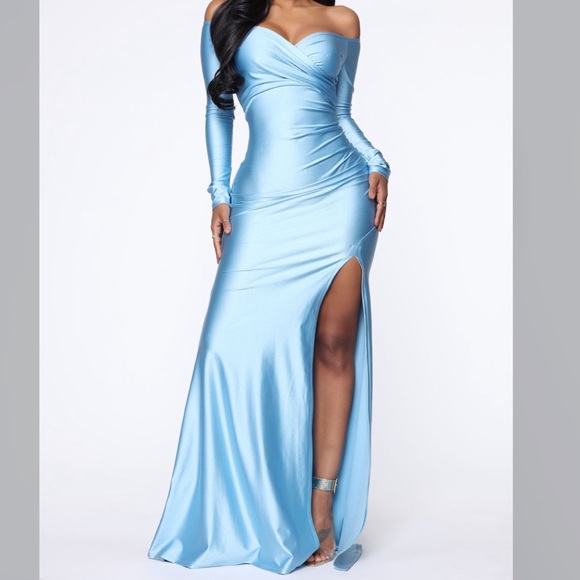 I’m entering a room - maxi dress - Picture 2 of 2